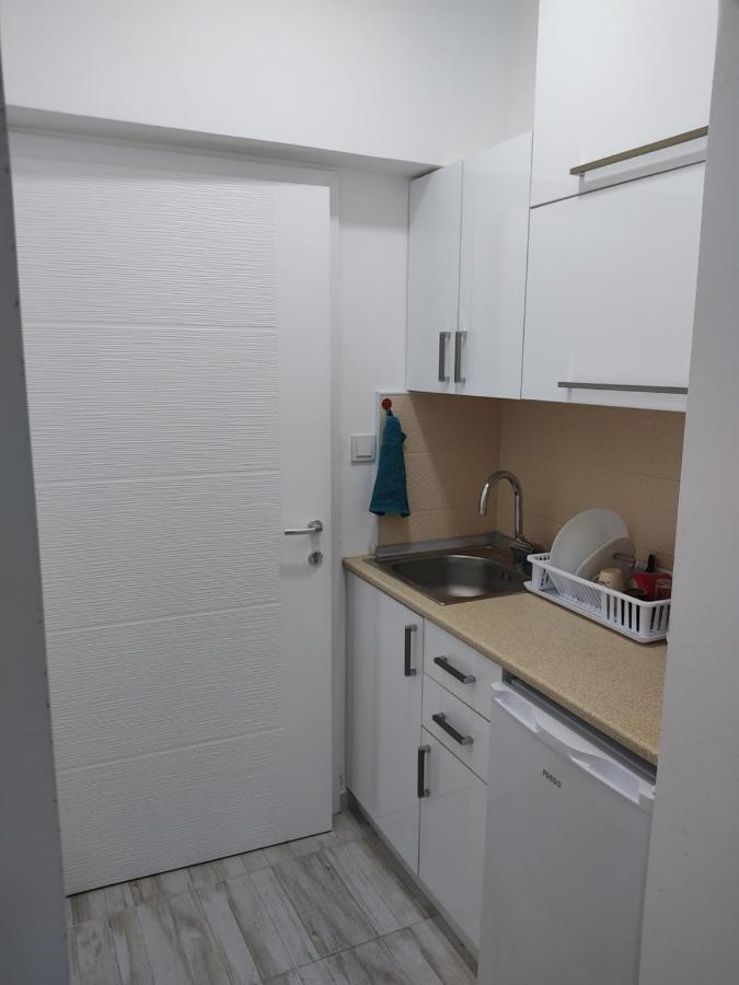 Madox Apartment โอครีด ภายนอก รูปภาพ